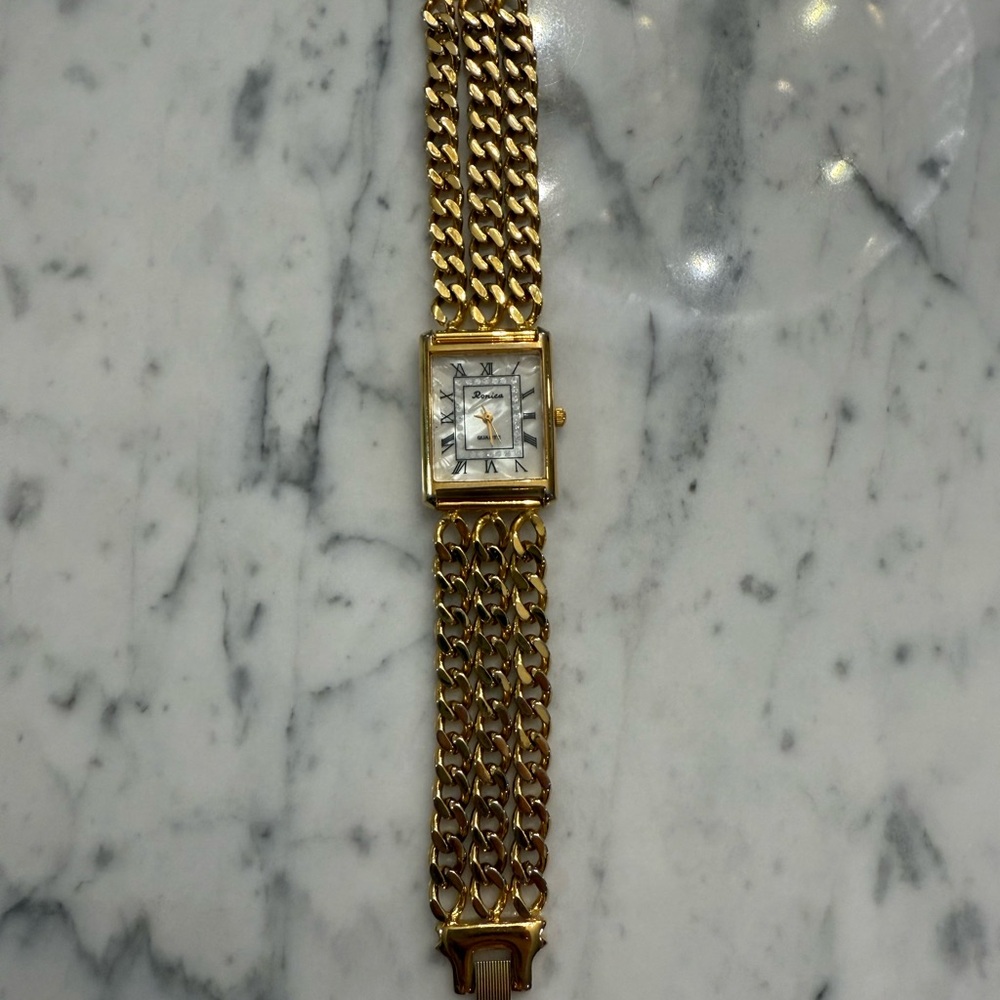 Vintage Women’s Ronica Quartz Wrist Watch Gold Toned Triple Chain - Picture 5 of 5